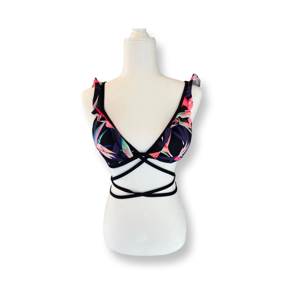 Victoria’s Secret Pink Bikini Top.

Size Large.